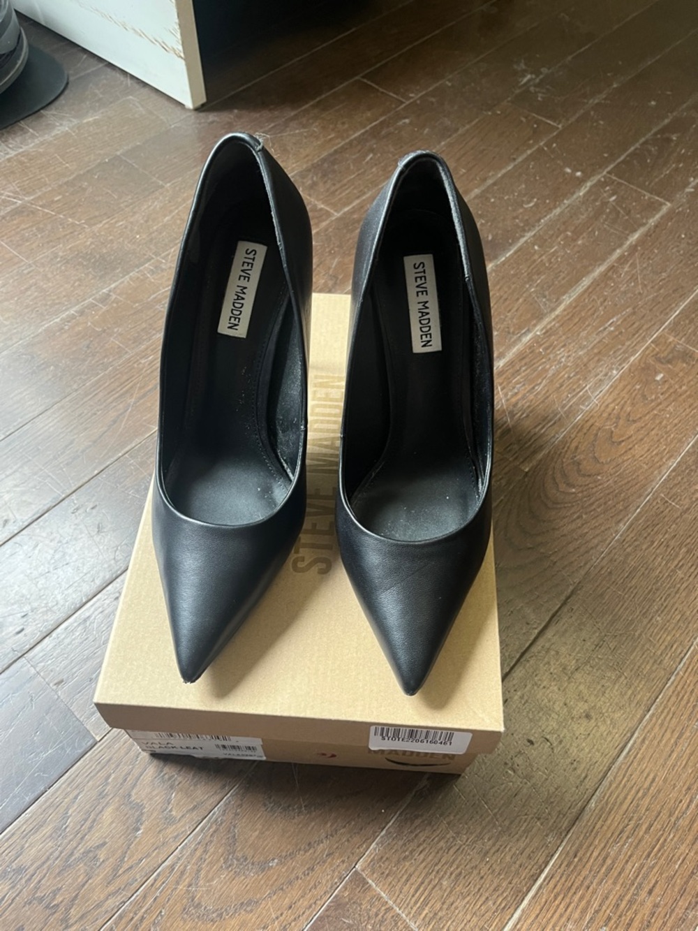 Steve Madden Black Pointed-Toe Stiletto Pumps